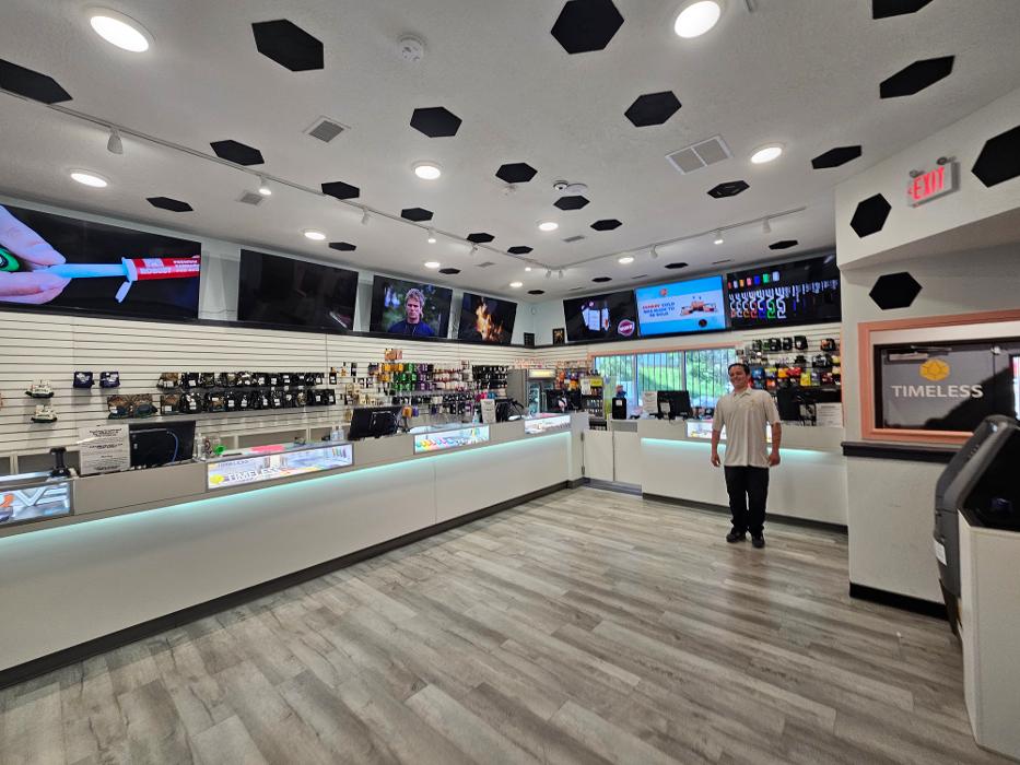 Latitude Dispensary - Osage Beach, MO