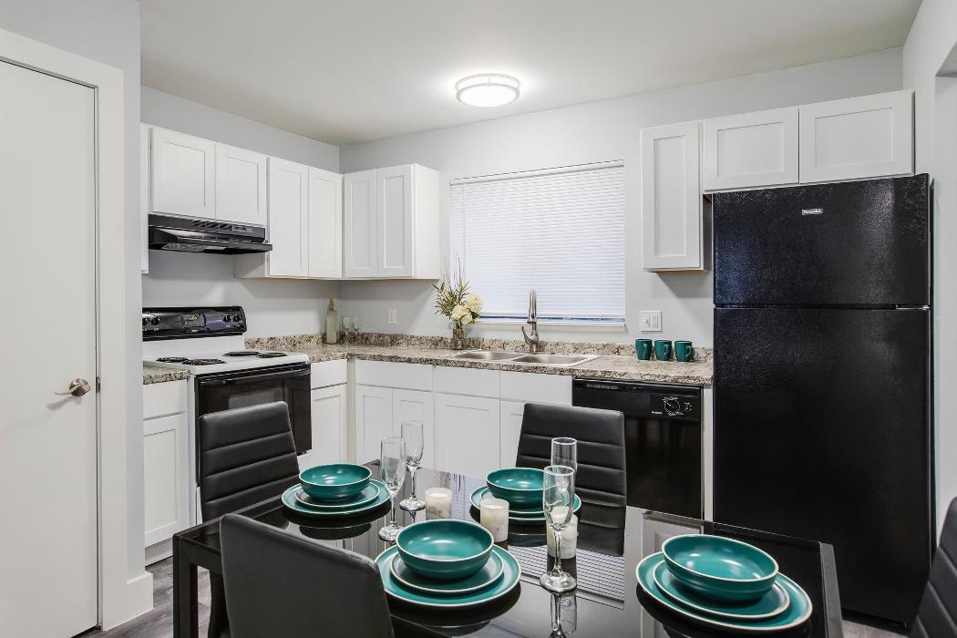 Sycamore Townhomes - Lansing, MI