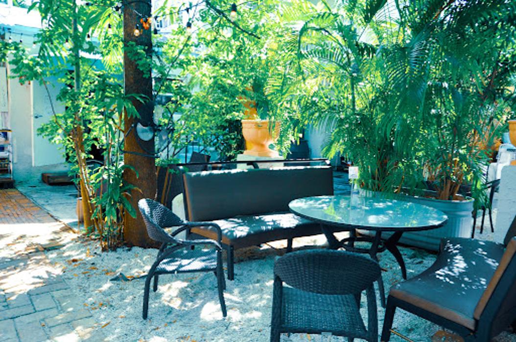 The Hotel New Yorker - Miami, FL