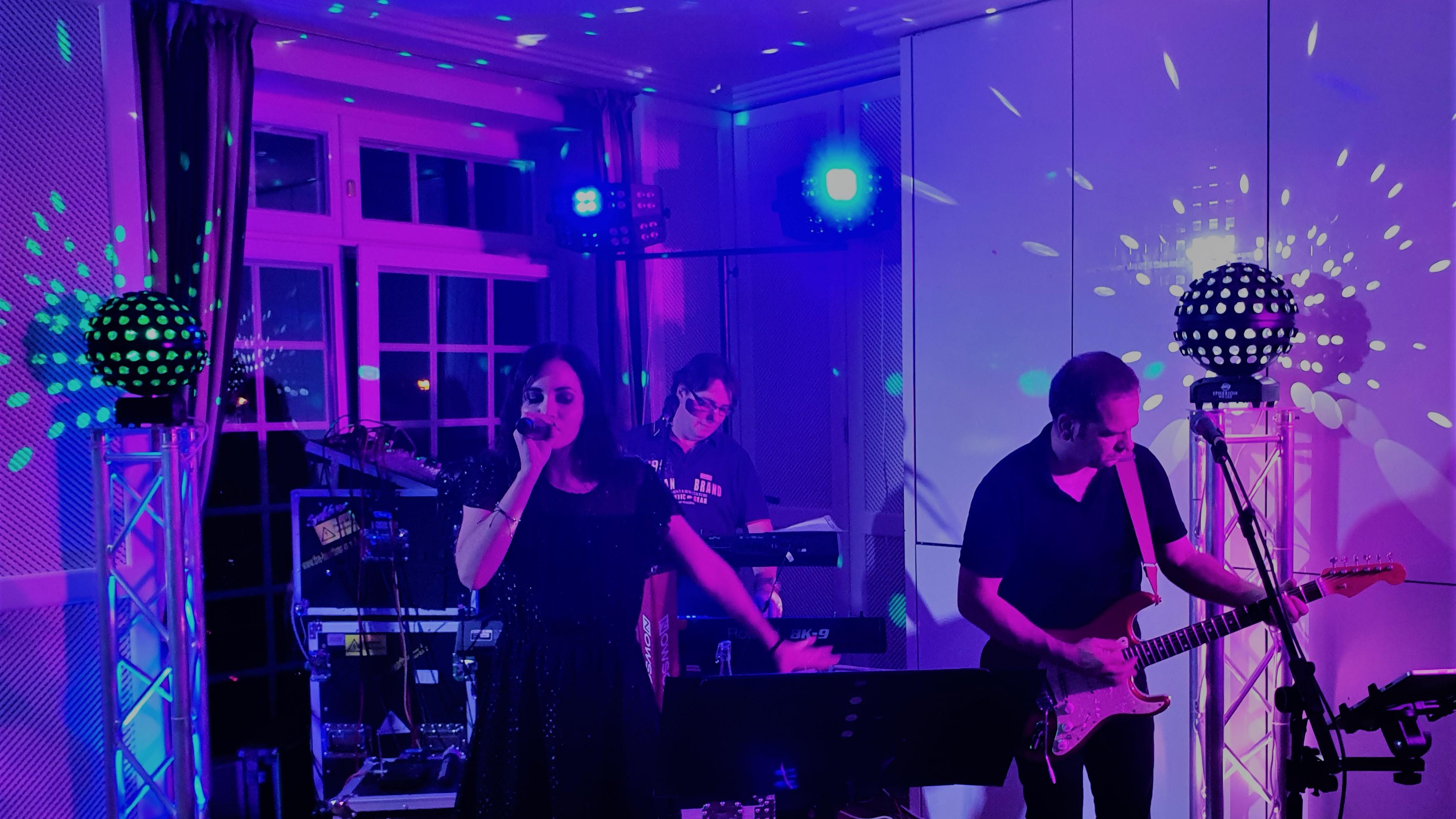 THE HEARTBREAKERS PARTYBAND UND HOCHZEITSBAND, Ruländerweg in Hardthausen am Kocher