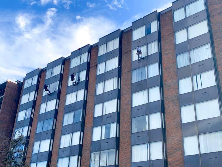 B&B Window Cleaning and Services - Pittsburgh, PA