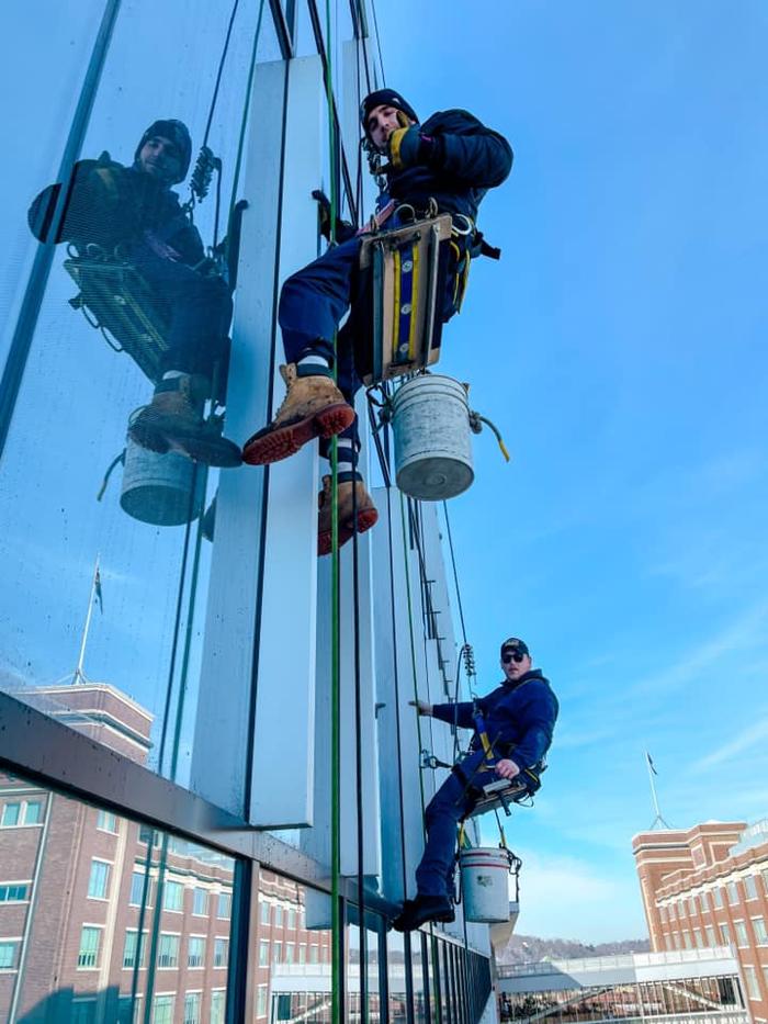 B&B Window Cleaning and Services - Pittsburgh, PA