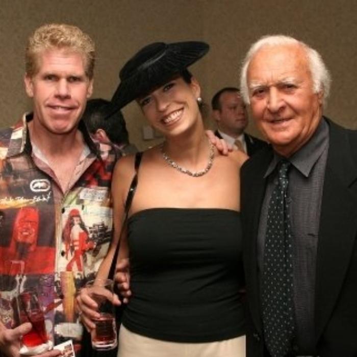 Cassandra Eckert Realtor / USN Veteran - Berkshire Hathaway HomeServices - Brooksville, FL