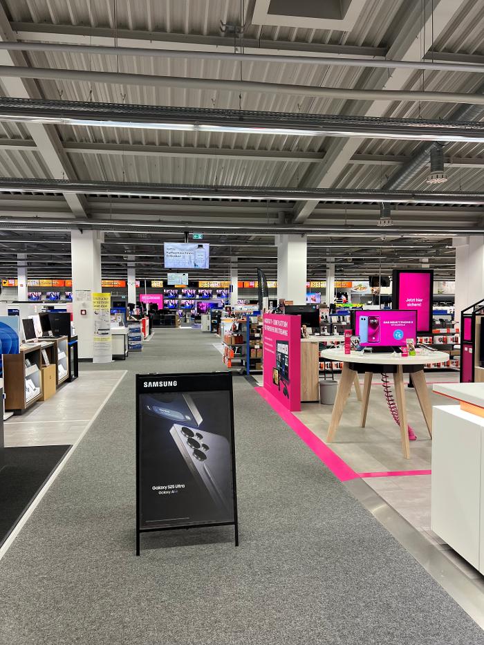 Expert Würzburg, Nürnberger Straße in Würzburg