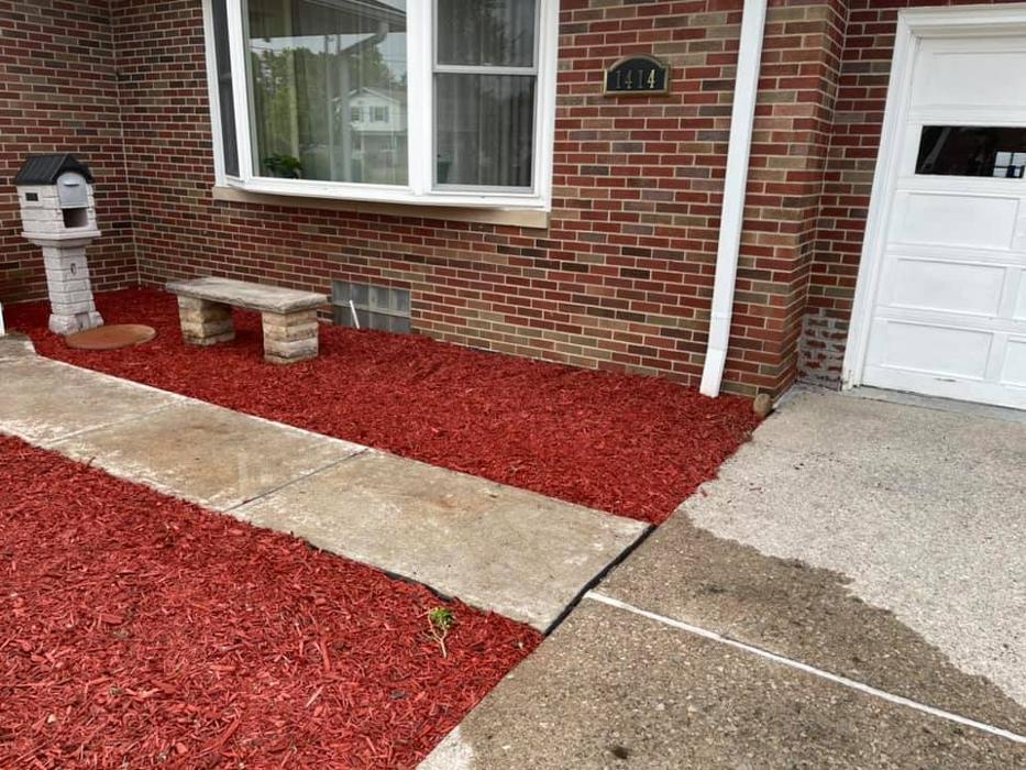 High Class Grass, LLC - Lorain, OH