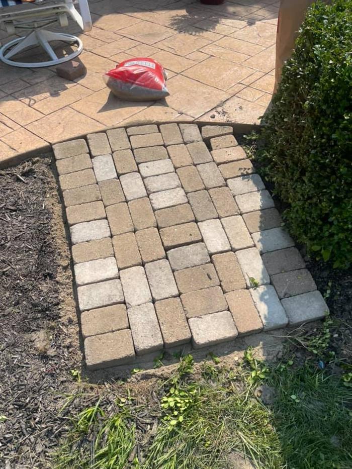 High Class Grass, LLC - Lorain, OH