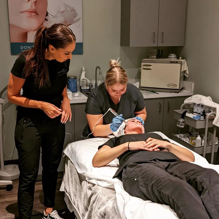 Pure Vanity - Peoria, AZ