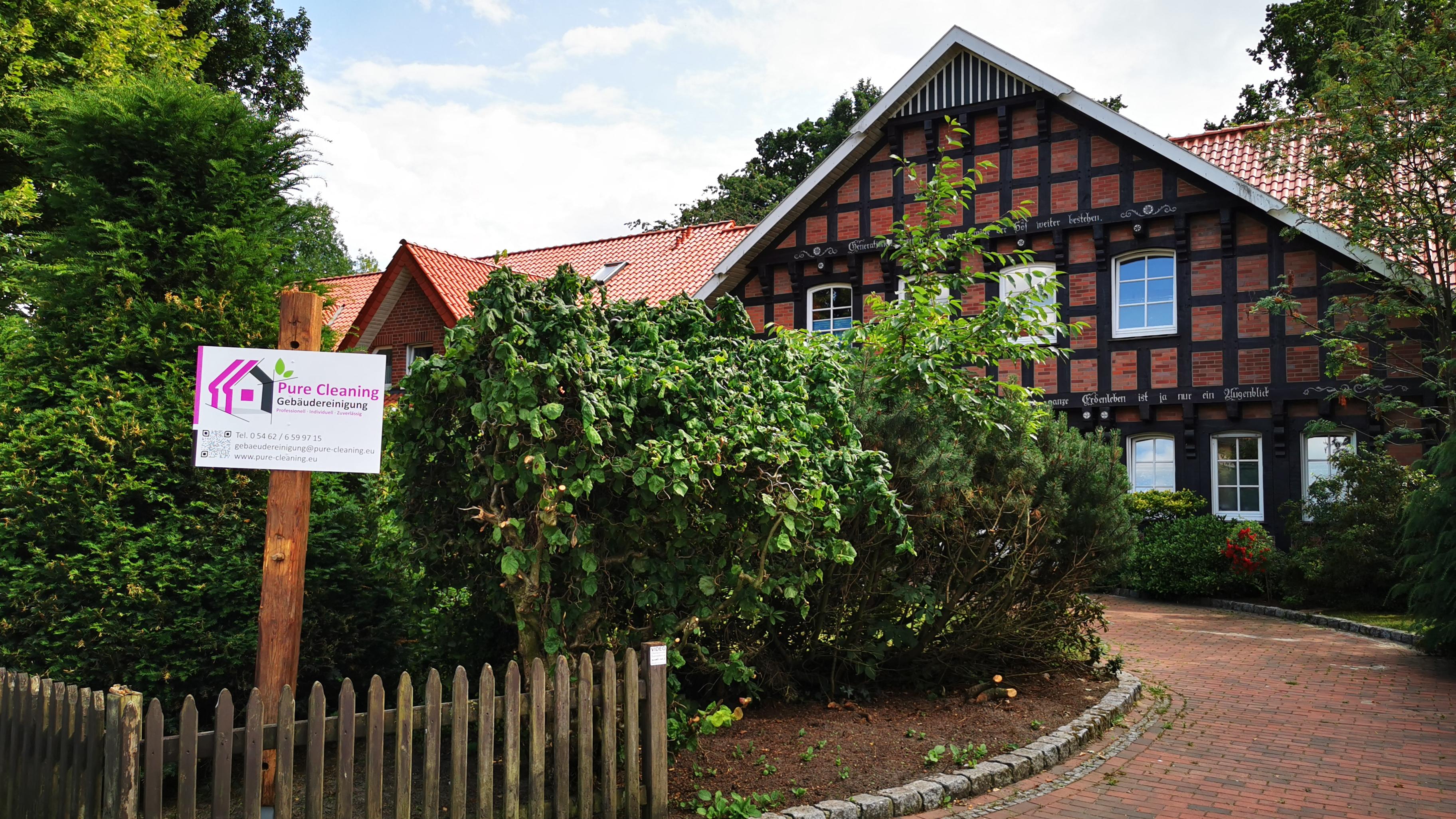 Pure Cleaning Gebäudereinigung GmbH & Co KG, Am Solarpark in Ankum