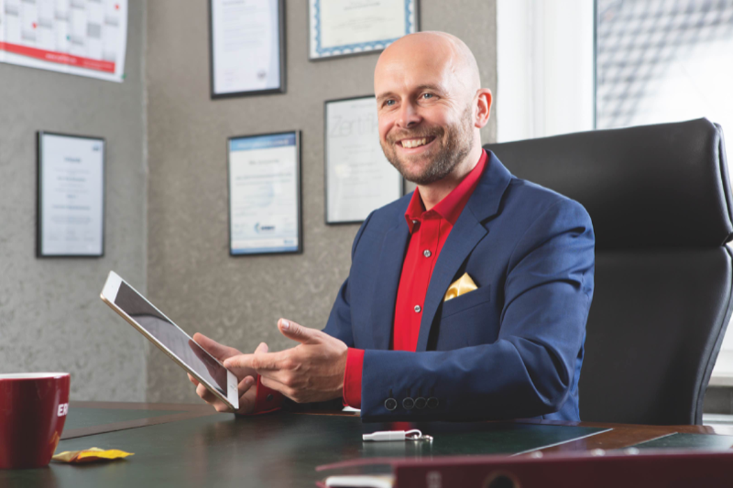 ERGO Versicherung Nils Schnetzler, Bahnhofstraße in Frankenberg (Eder)