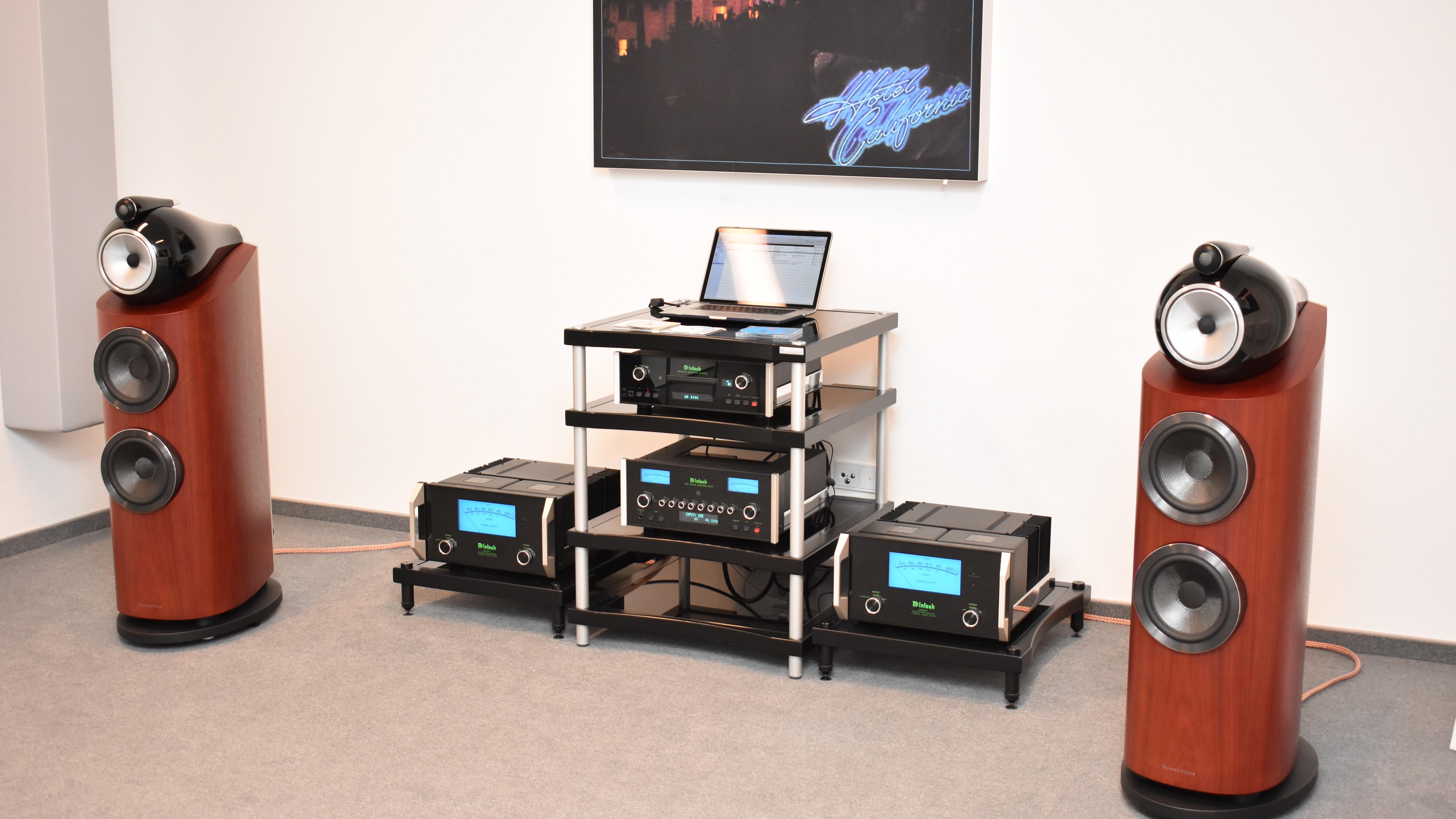 expert Schlegelmilch Haßfurt GmbH & Co. KG, Godelstatt in Haßfurt