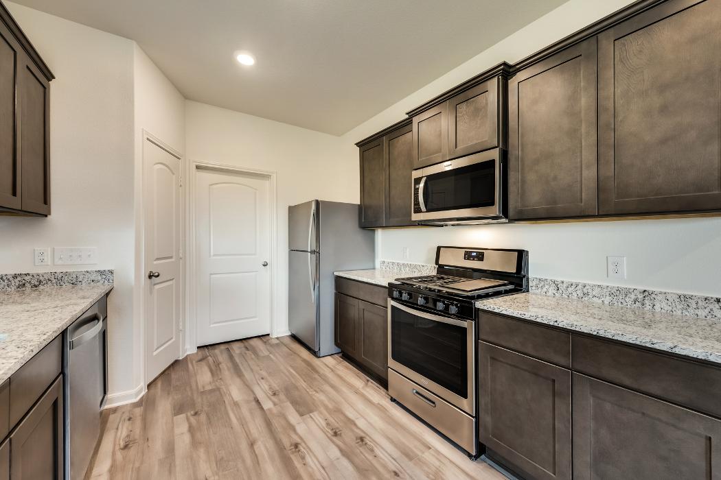 LGI Homes - Big Sky Estates - Ponder, TX