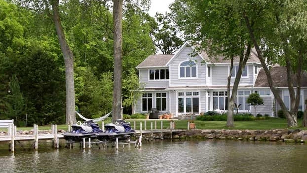 Arbor Move Real Estate Team | Middy Matthews - Whitmore Lake, MI