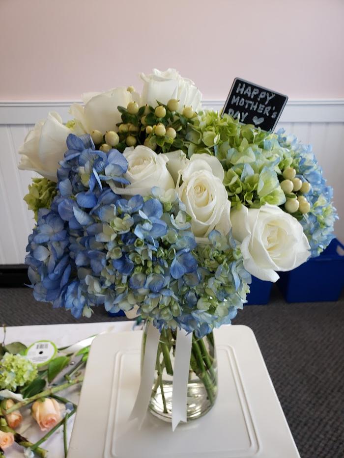 Zuzu's Petals - Franklin, MA