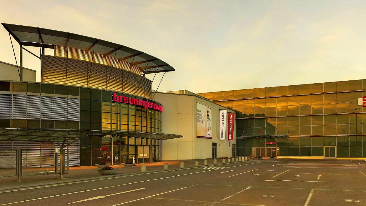 Breuninger Ludwigsburg, Heinkelstraße in Ludwigsburg