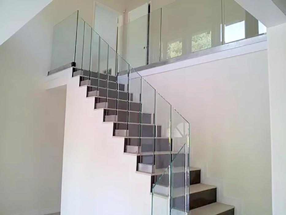 Guero's Glass - Bell, CA