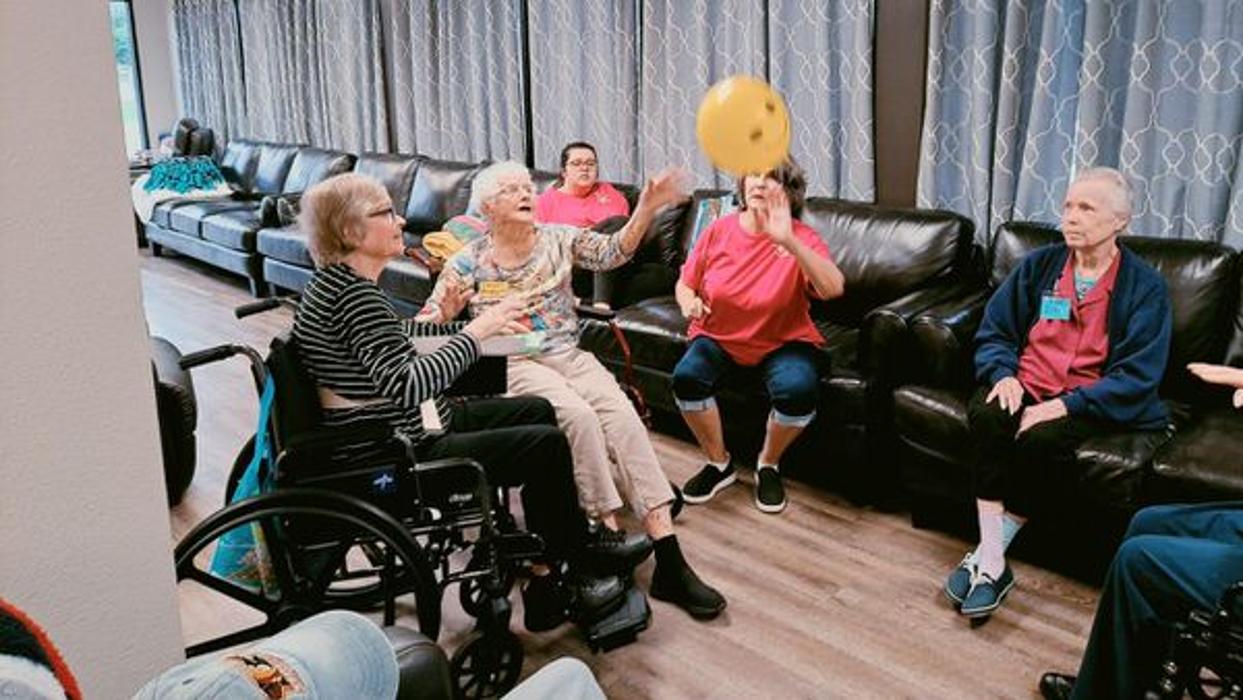 Seniors Serving Seniors In-Home Care - Sherwood, AR