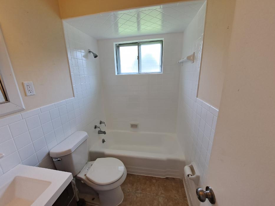 Quality tubs and refinishing - Pevely, MO