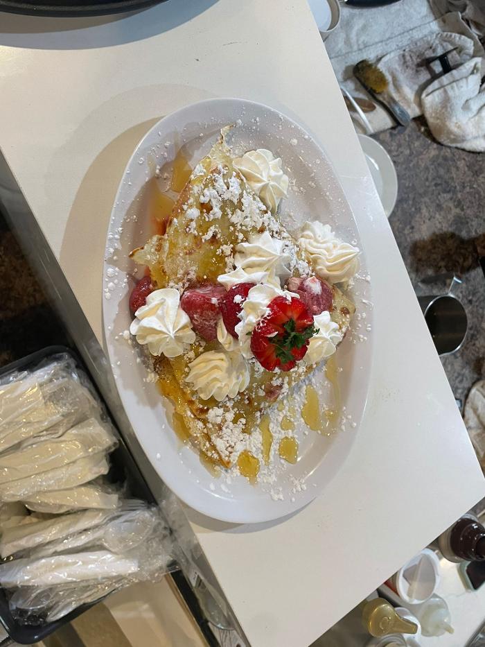Mon Paris coffee shop & bakery - Fort Myers, FL