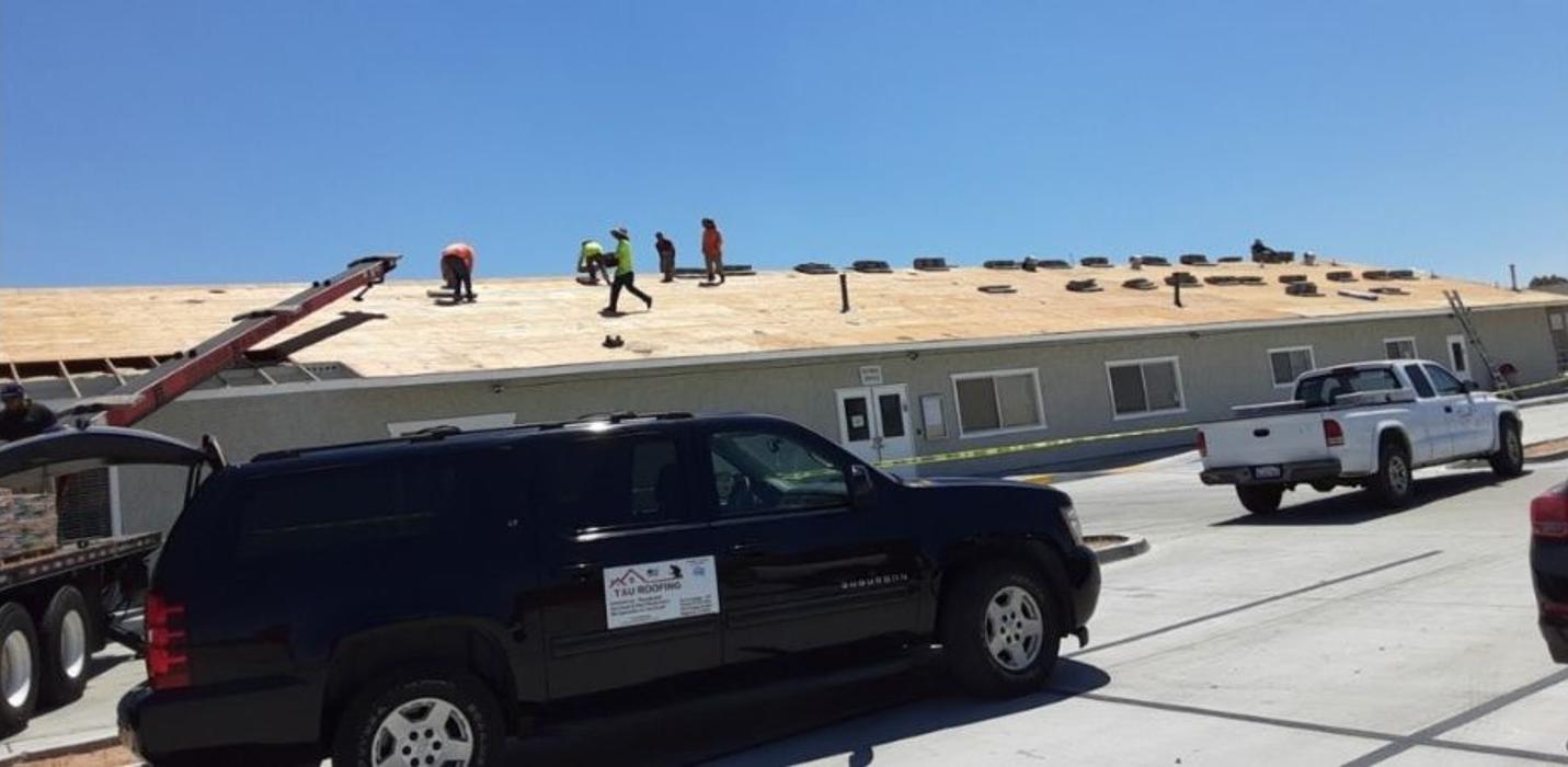 flat roofing https://tanduroofingca.com/