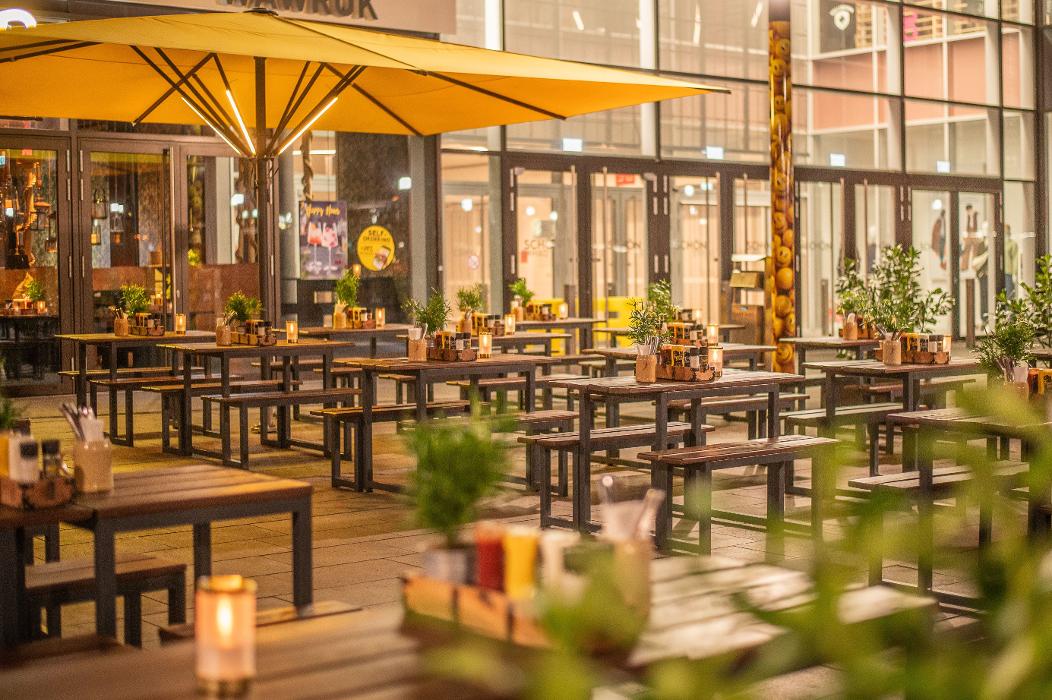 PETER PANE Burgergrill & Bar, Tamara-Danz-Straße in Berlin