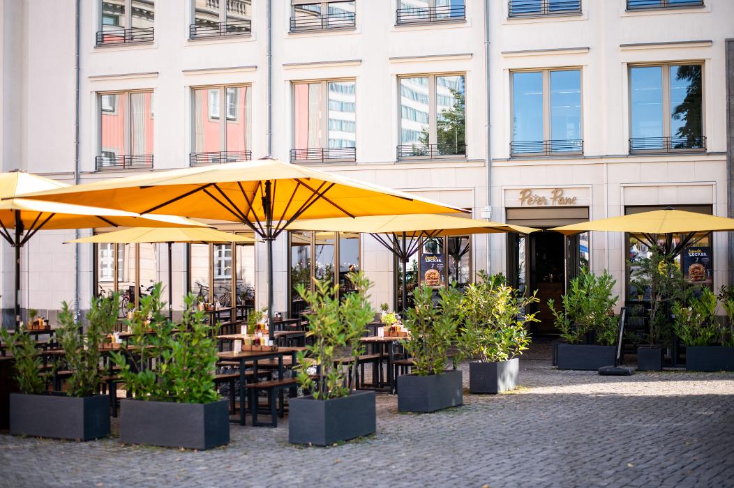PETER PANE Burgergrill & Bar, Otto-Braun-Platz in Potsdam