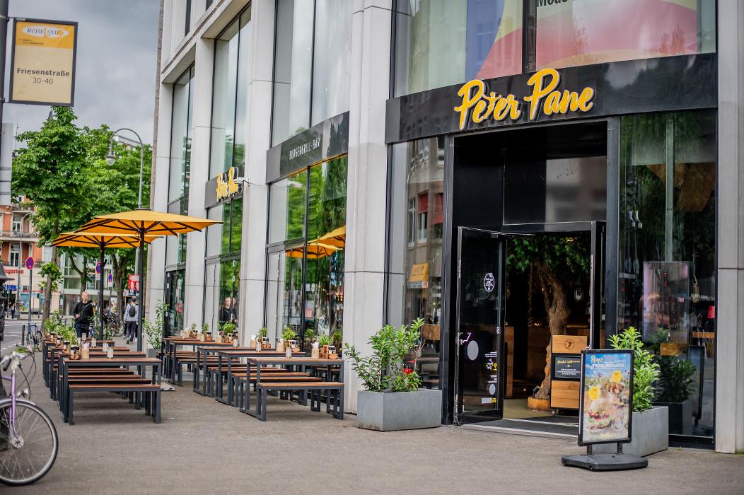 PETER PANE Burgergrill & Bar, Friesenplatz in Köln