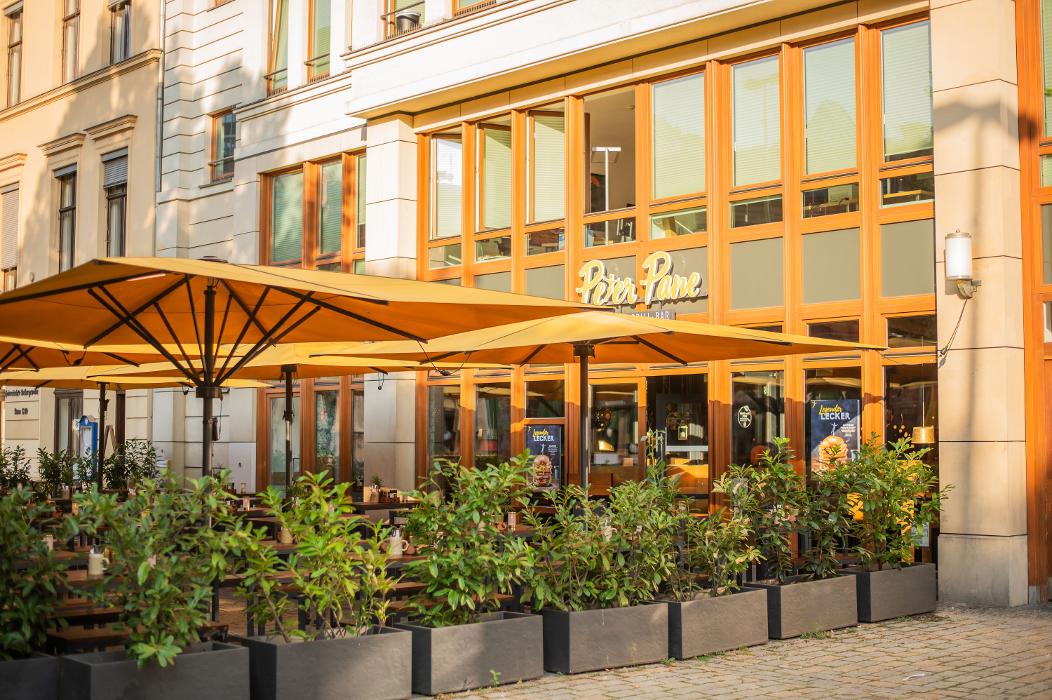 PETER PANE Burgergrill & Bar, Neue Promenade in Berlin