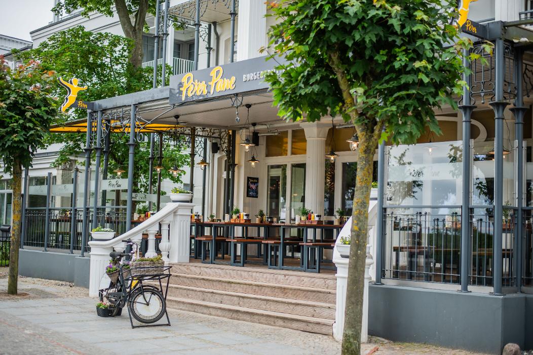 PETER PANE Burgergrill & Bar, Strandpromenade in Binz