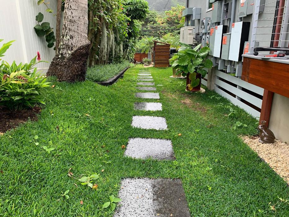 M & M Property Consultants - Haleiwa, HI