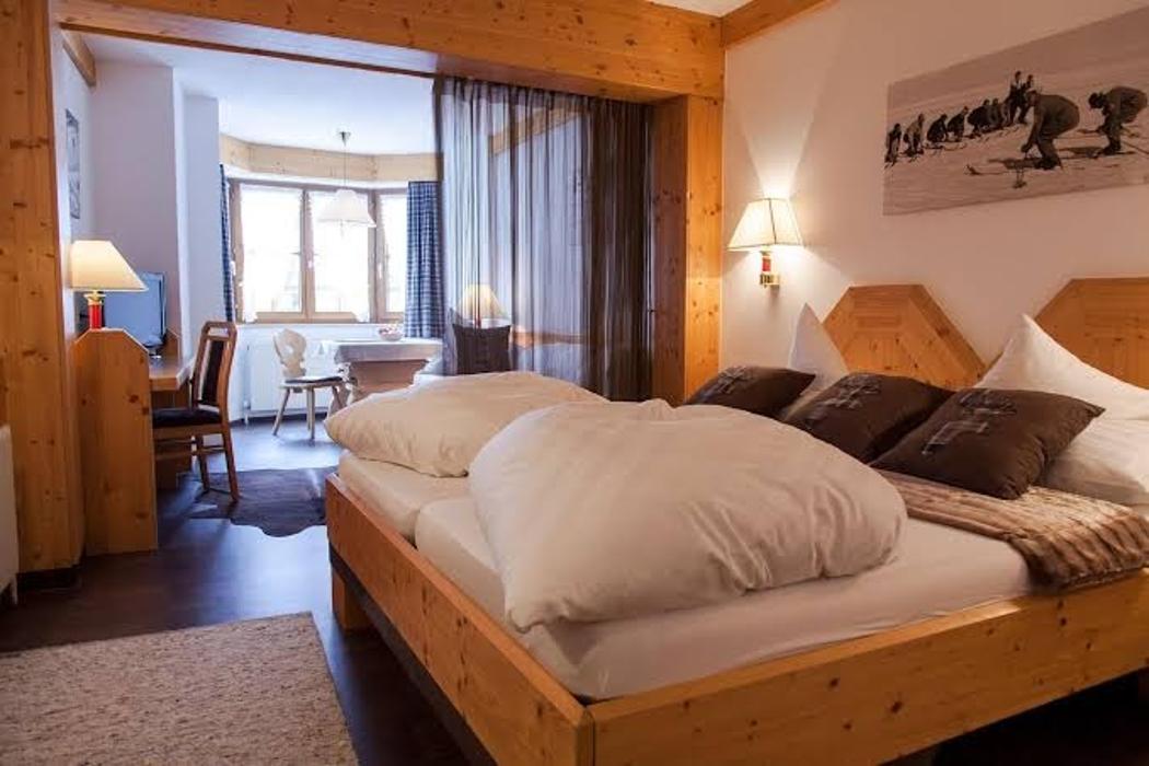 Hotel am Dorfplatz OG, Im Gries in St. Anton am Arlberg