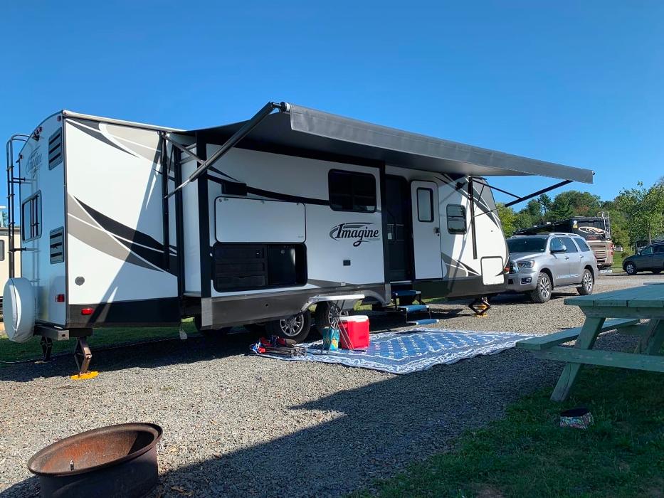 Eagles Nest Adventures RV Trailer Rentals - Platte City, MO