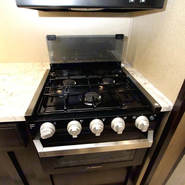 Eagles Nest Adventures RV Trailer Rentals - Platte City, MO