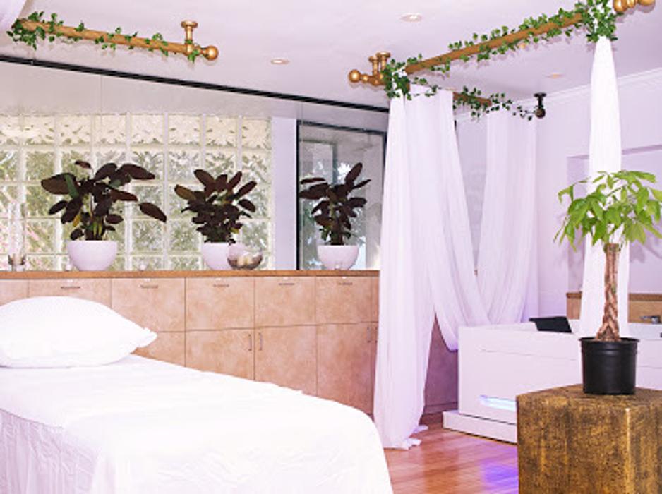 Sacred Zen Suites - Marina del Rey, CA