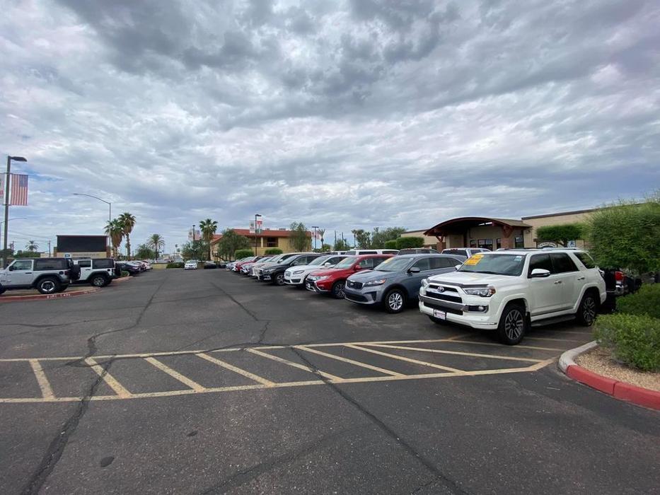 Arizona Car Sales Image