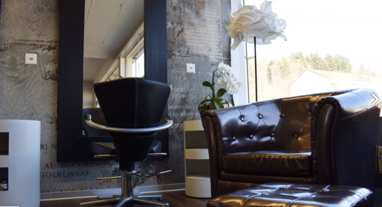 Haar Lounge Sommer & Ferreri, Bächimattstrasse in Rüfenacht