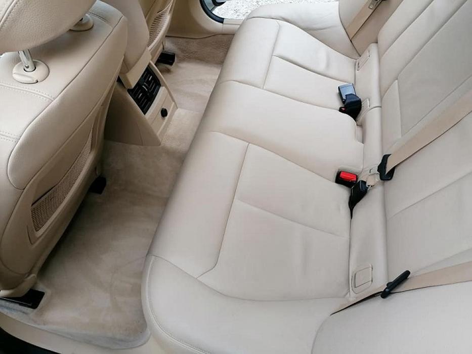 Autoreinigung - Fux Autokosmetik - Wels, Maderspergerstraße in Wels