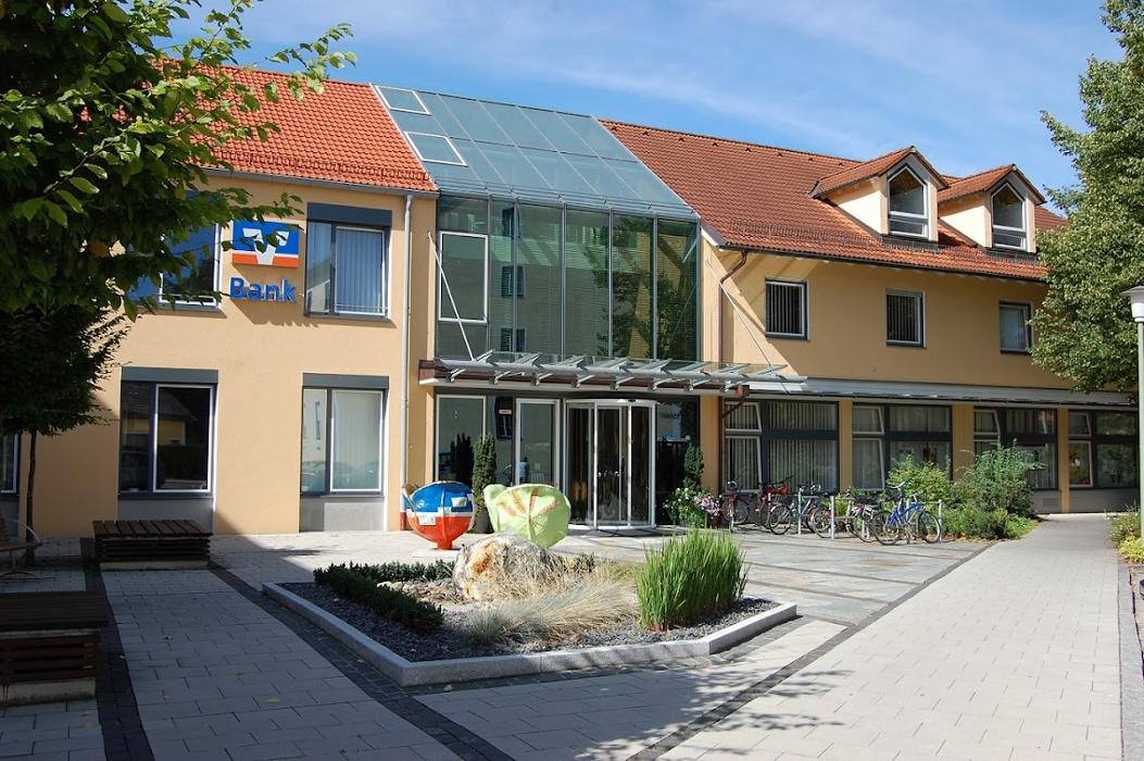 VR-Bank Ismaning Hallbergmoos Neufahrn eG - Hauptstelle, Bahnhofstraße in Ismaning