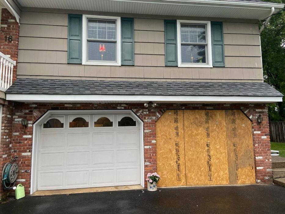 Aquarius Door Services - Wyckoff, NJ