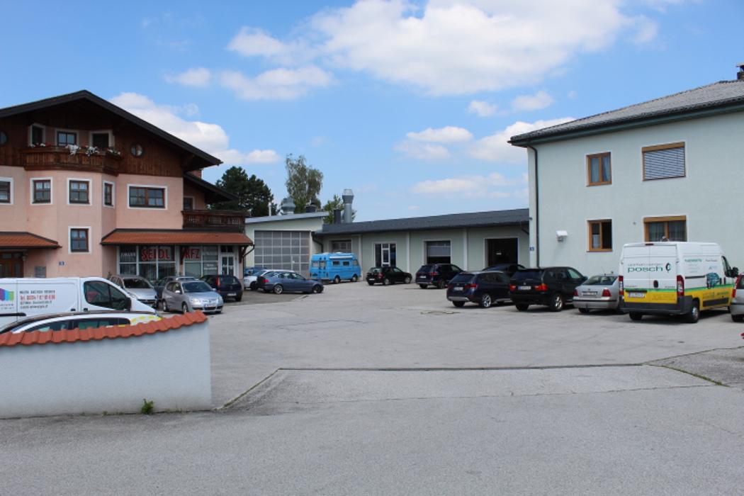 Karosseriebau Johann Seidl Wals bei Salzburg, Lagerhausstraße in Wals