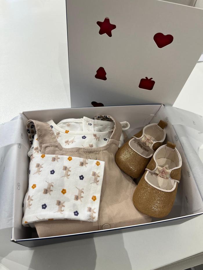 OKAIDI VOLKILAND VOLKETSWIL, Industriestrasse in Volketswil