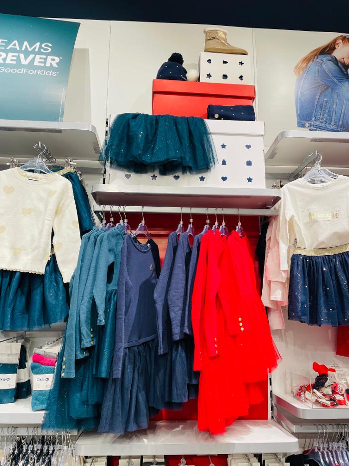 OKAIDI VOLKILAND VOLKETSWIL, Industriestrasse in Volketswil