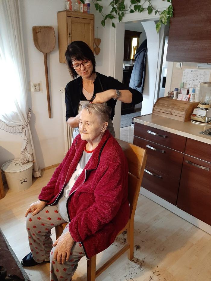 Mobilfriseurin & Heimstudio Maria, Bergl in Bergl. Riegersburg,