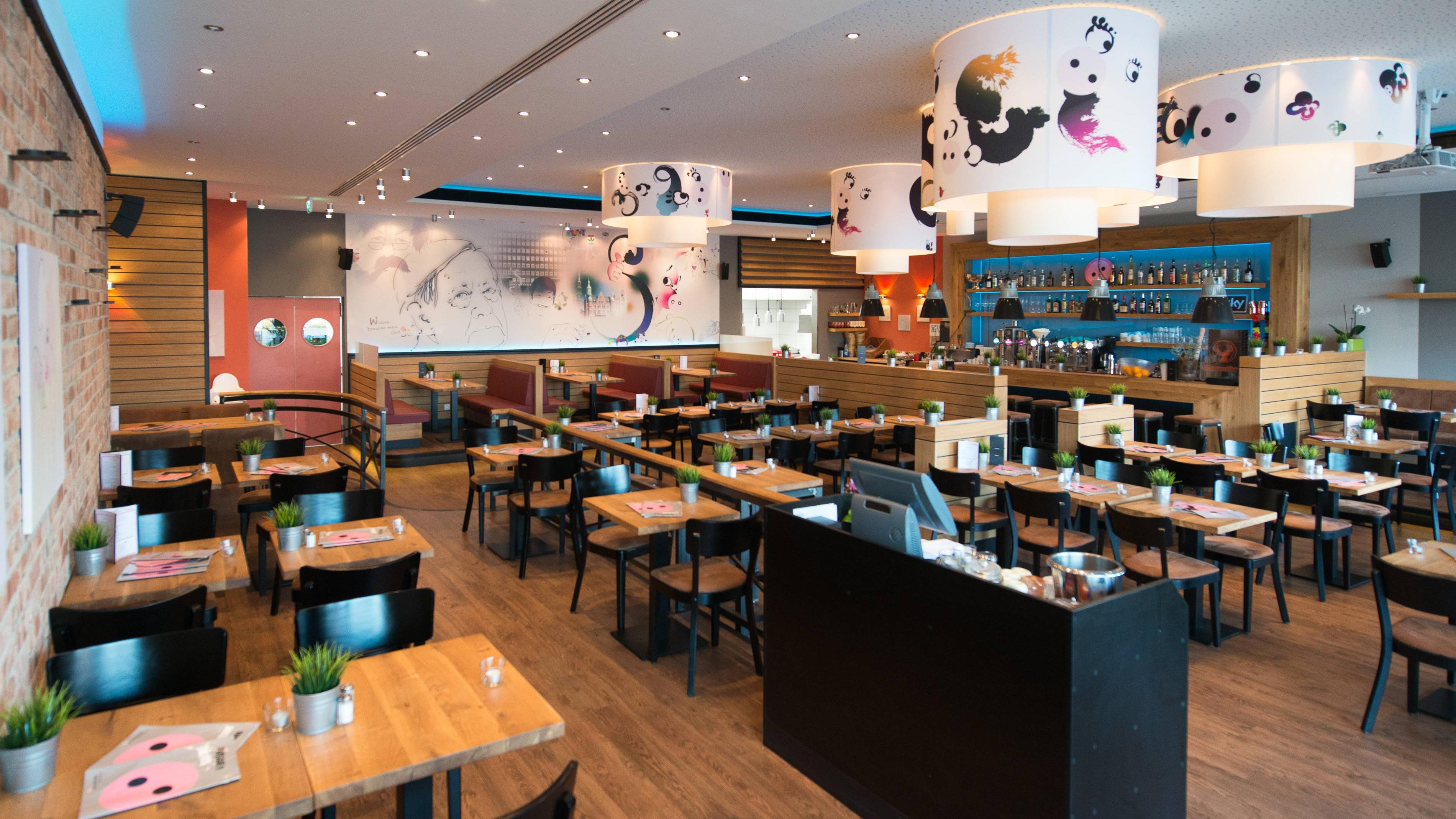 Schweinske Restaurant in Henstedt-Ulzburg - Schnitzel, Burger & Frühstück, Gutenbergstraße in Henstedt-Ulzburg