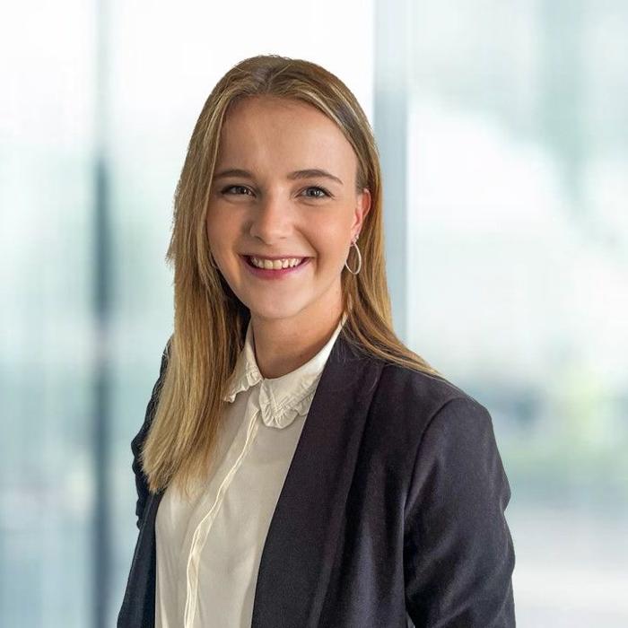 ERGO Versicherung Vanessa Hille, Breite Straße in Stendal