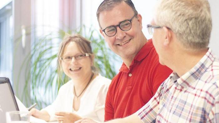 COMCAVE.COLLEGE Porta Westfalica, Portastraße in Porta Westfalica
