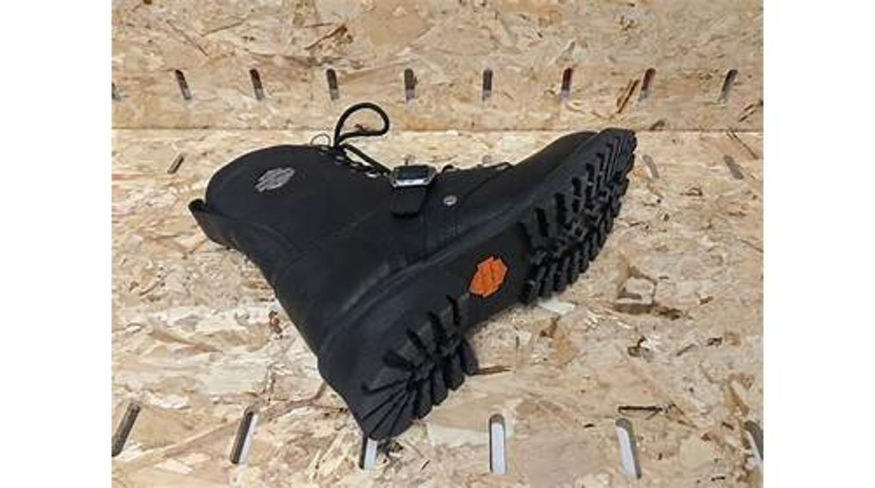 Whiteside's | Boots, Western & Work Wear - Brighton, CO