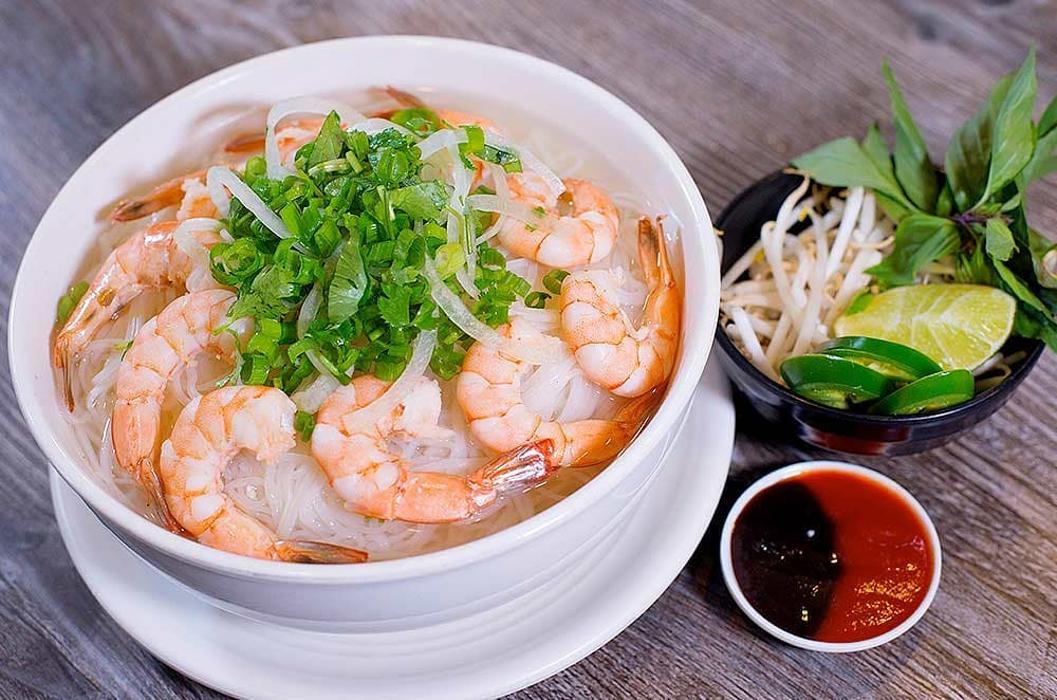 MR. PHO California Kitchen and Bar - Anaheim, CA