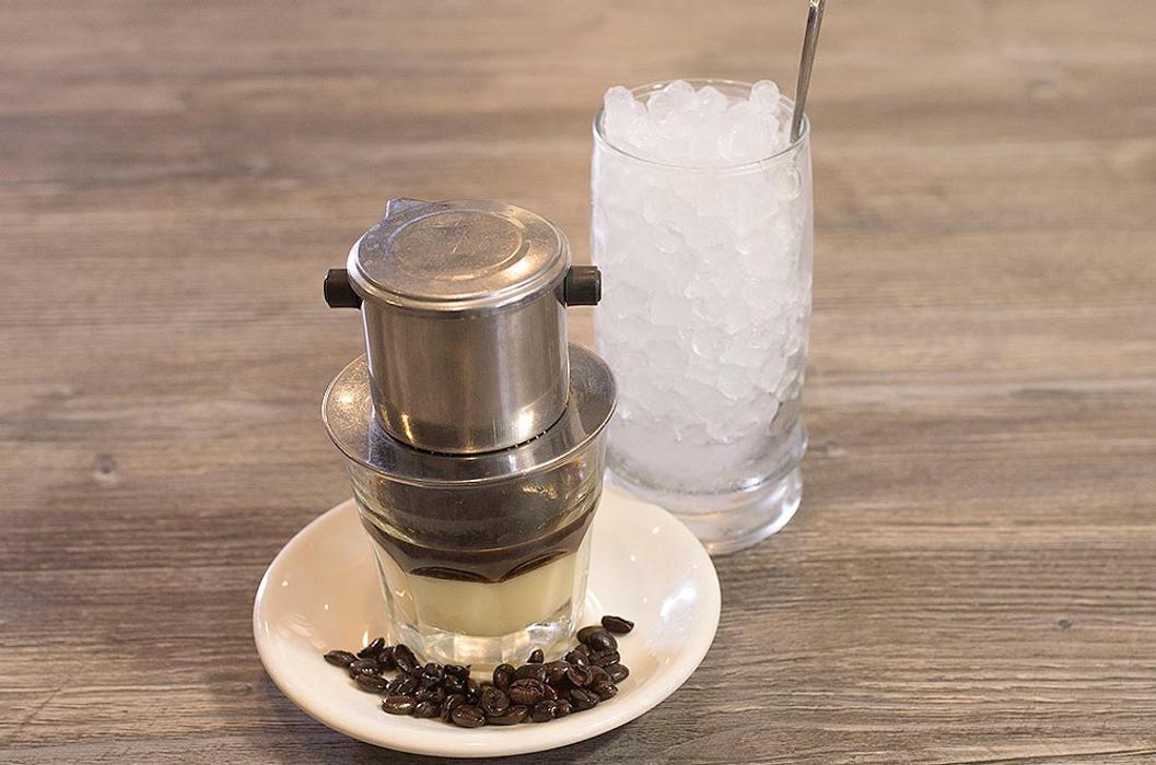 MR. PHO California Kitchen and Bar - Anaheim, CA