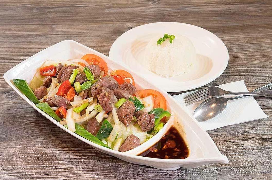 MR. PHO California Kitchen and Bar - Anaheim, CA