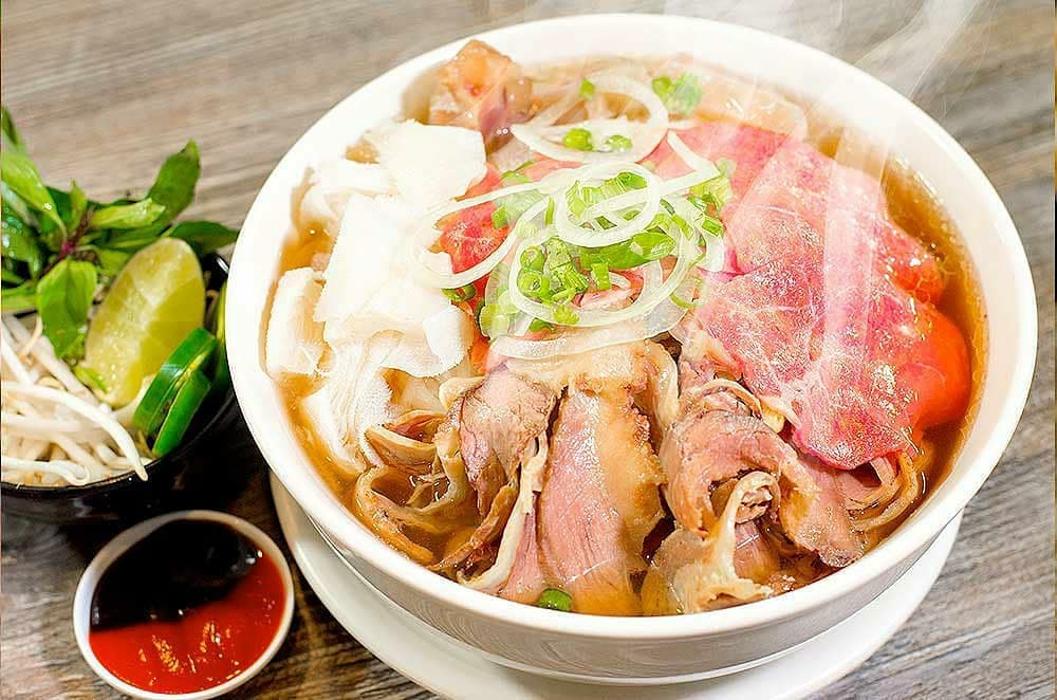 MR. PHO California Kitchen and Bar - Anaheim, CA